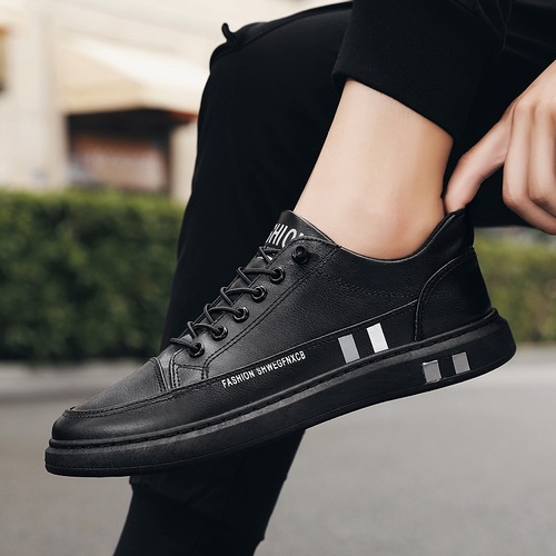Breathable white shoes for men 2024 spring new Korean version versatile trendy casual men's trendy shoes white shoes leather panel shoes