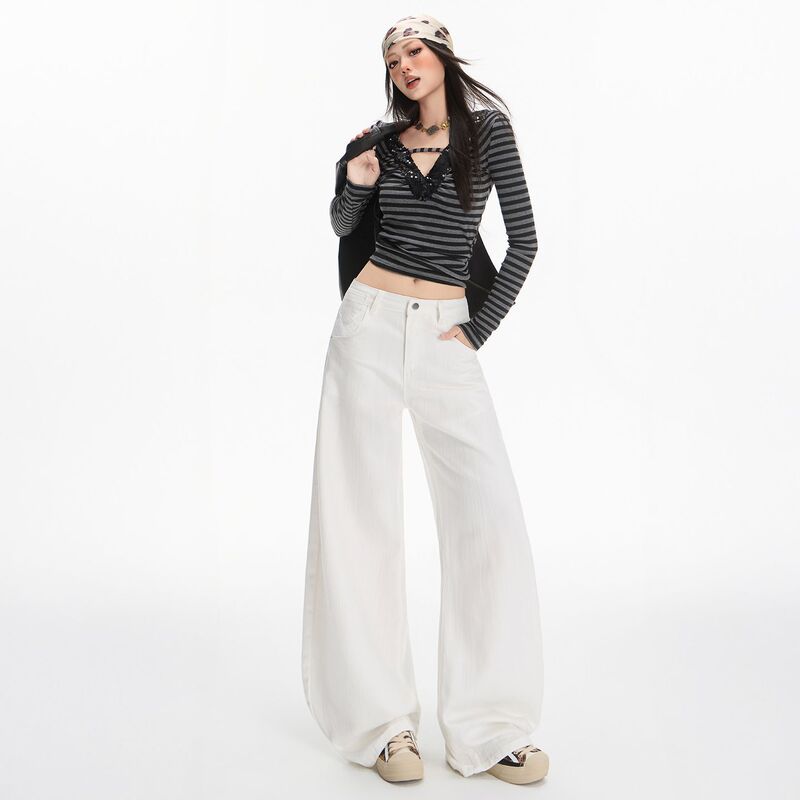 2026 Autumn New Design Trendy Women's High-Waisted Loose-Fit Floor-Length Jeans with Adjustable Buckle and Bamboo Pattern 2026 Autumn New Design Trendy Women's High-Waisted Loose-Fit Floor-Length Jeans with Adjustable Buckle and Bamboo Pattern