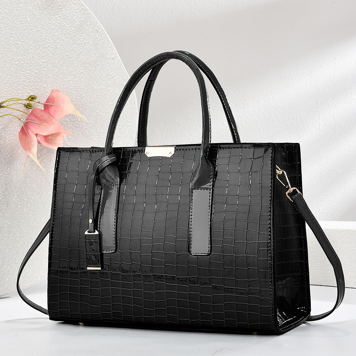 Nuevo bolso de mensajero de un solo hombro de todo fósforo estilo coreano bolso de mujer de mediana edad atmosférico bolso de madre bolso de moda simple bolso grande primavera y verano