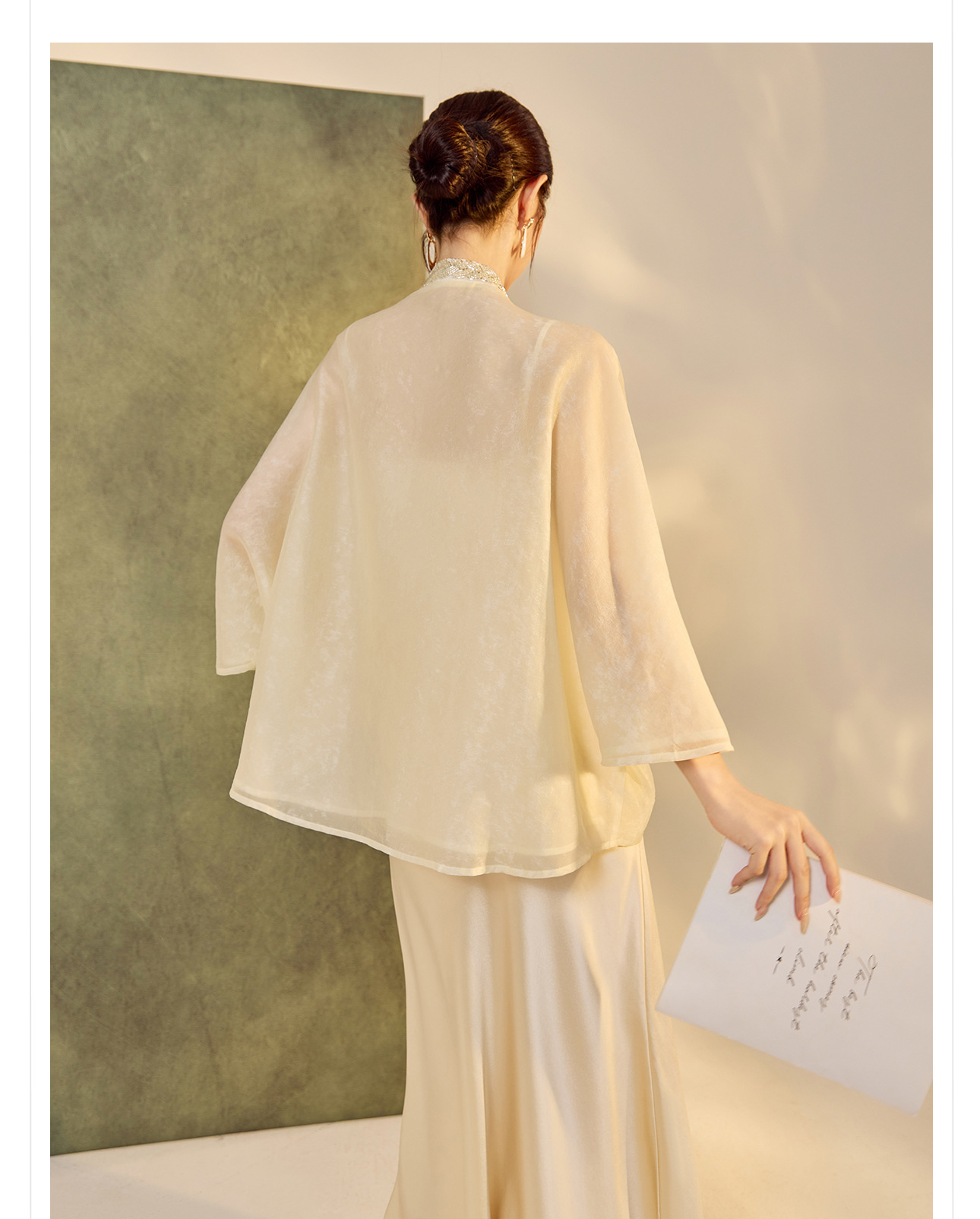 Áo cardigan nữ dáng rộng Tencel thêu hạt phong cách Trung Hoa — hồng, mơ chi tiết 17
