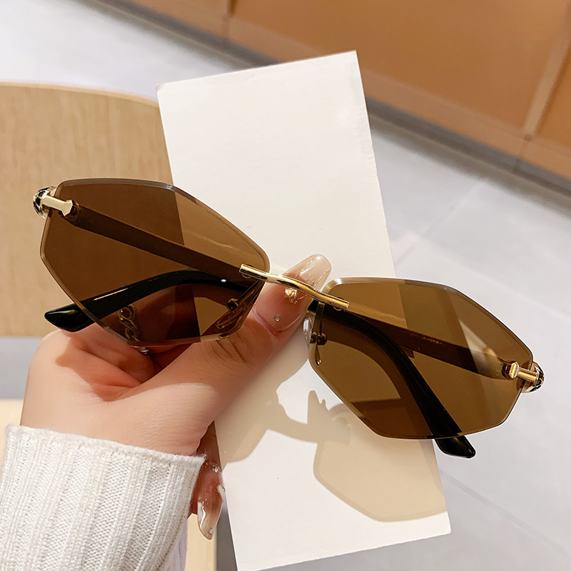 欧美时尚小众潮牌复古菱形无框太阳眼镜跨境轻奢文艺风防晒墨镜