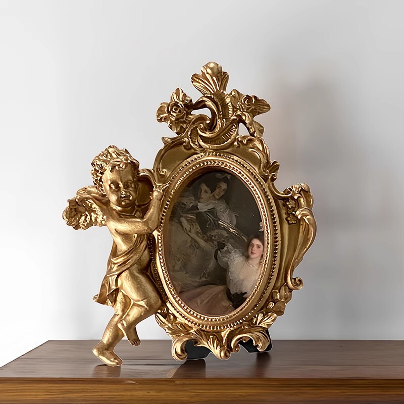 Embossed creative European-style photo frame golden resin table 3 inch frame can be hung wall ornaments photo frame photo wall combination Embossed creative European-style photo frame golden resin table 3 inch frame can be hung wall ornaments photo frame photo wall combination