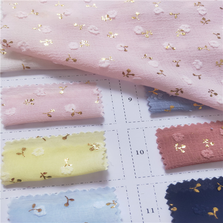 本店新品  雪纺皱剪花面料 剪花烫金布 春夏女装连衣裙 衬衫面料