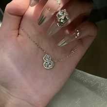 S925���y�M荺��J��ŮС�������p�ݸ��������߼��OӋ�П��u��