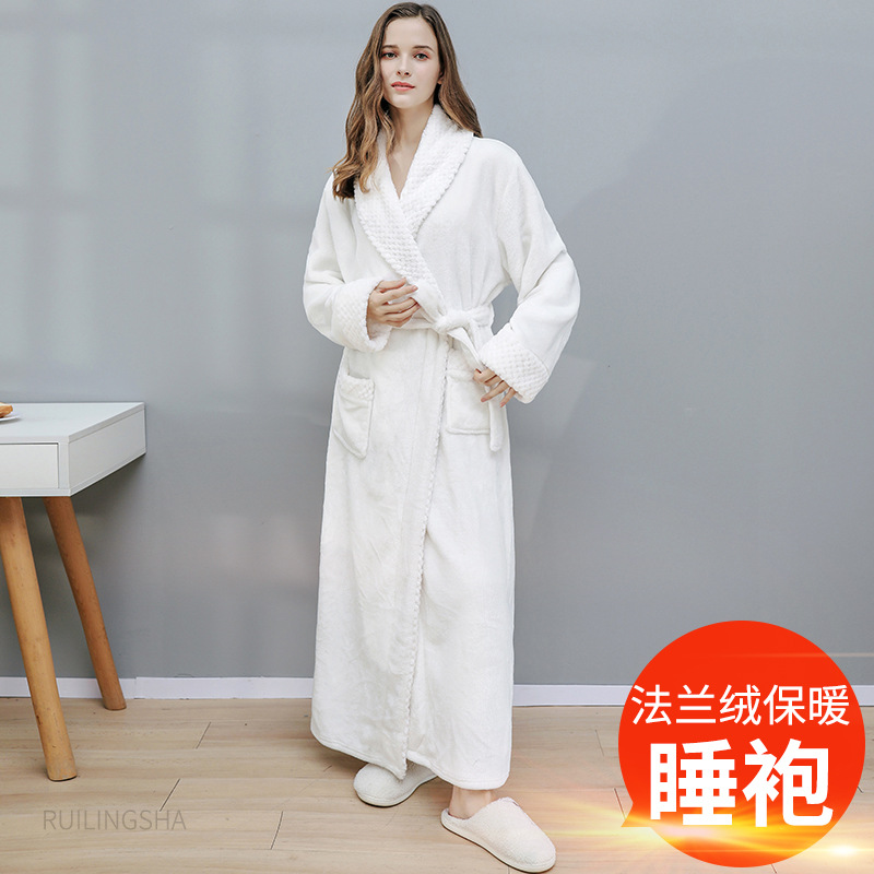 큰 흰색 여성 또는 남성 두꺼운 긴 칼라