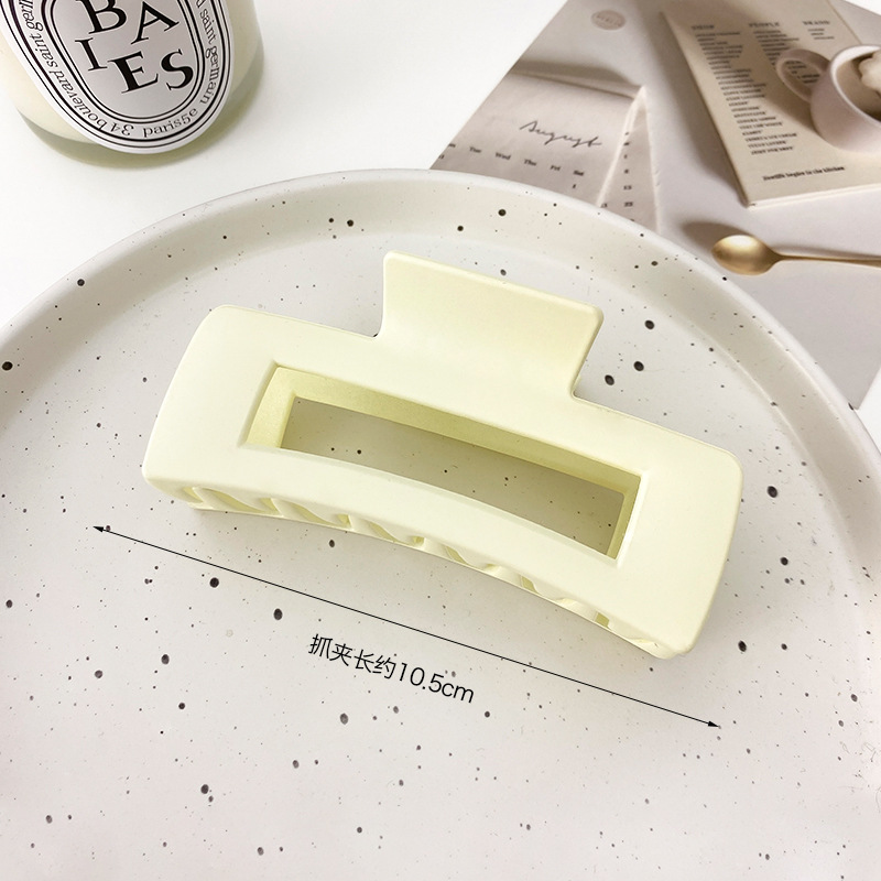Milk white square model 11cm