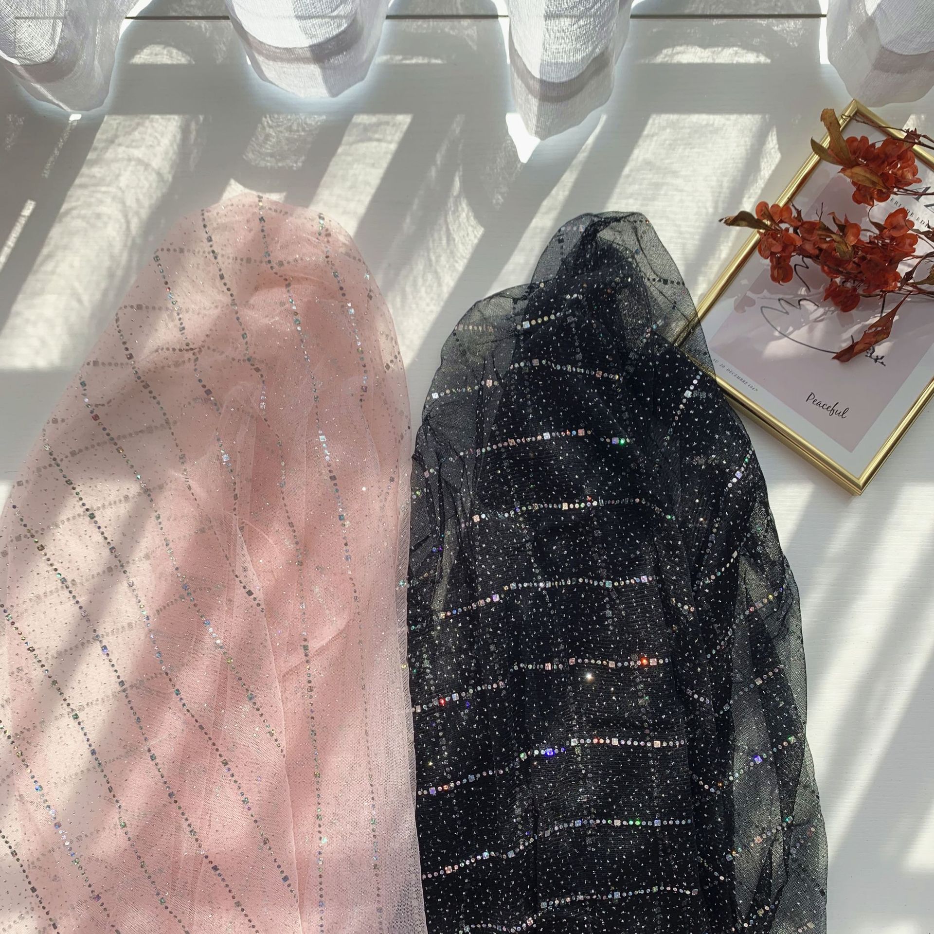 Paño de malla post-procesamiento de polvo de plata láser barra vertical malla de perforación hanfu Lolita tela de Mantel para niños