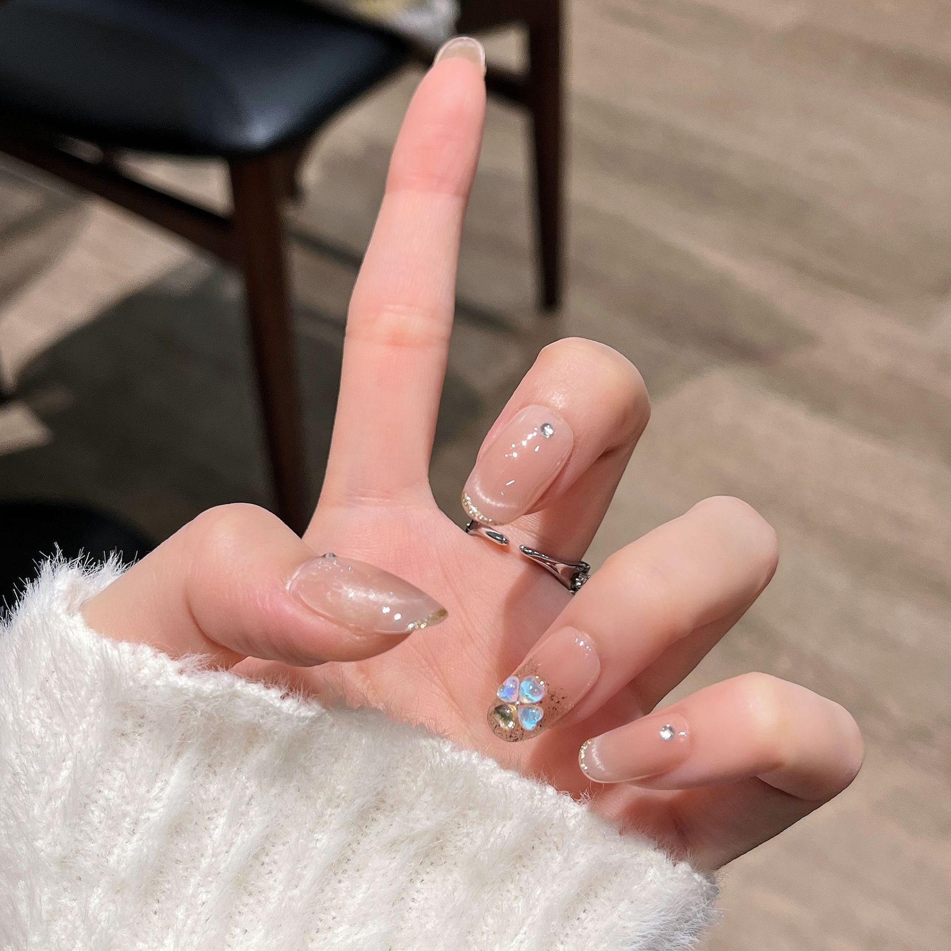 Uña hecha a mano pura productos terminados manicuras de alta calidad puro deseo corto blanco parche de uñas falsas desmontable