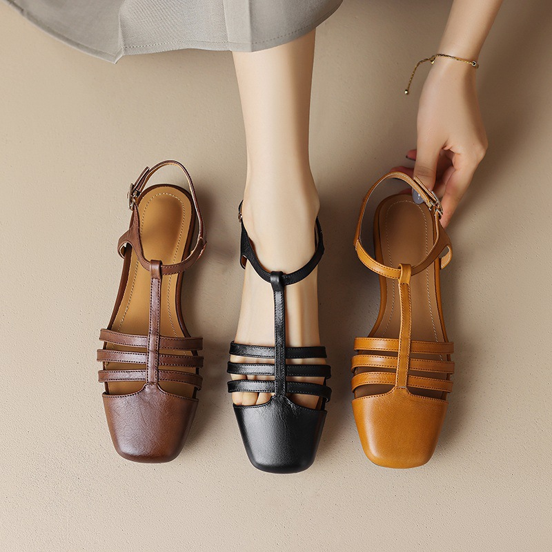 Sandal nữ đế bằng da bò lớp đầu quai chữ T dệt cổ điển — Màu nâu