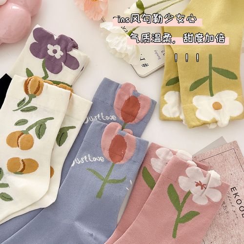Three-dimensional flower socks for women in spring and autumn mid-tube Japanese retro confinement socks autumn and winter postpartum pink flower pile socks