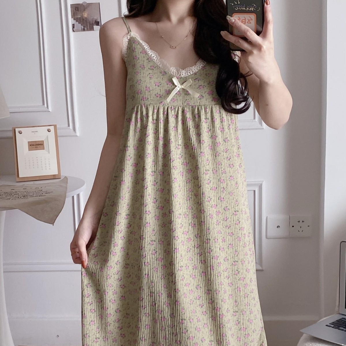 Pijamas con cojín de pecho, pijamas de mujer, falda suelta, estilo coreano, lindos dibujos animados, ropa para el hogar, pijamas transfronterizos.