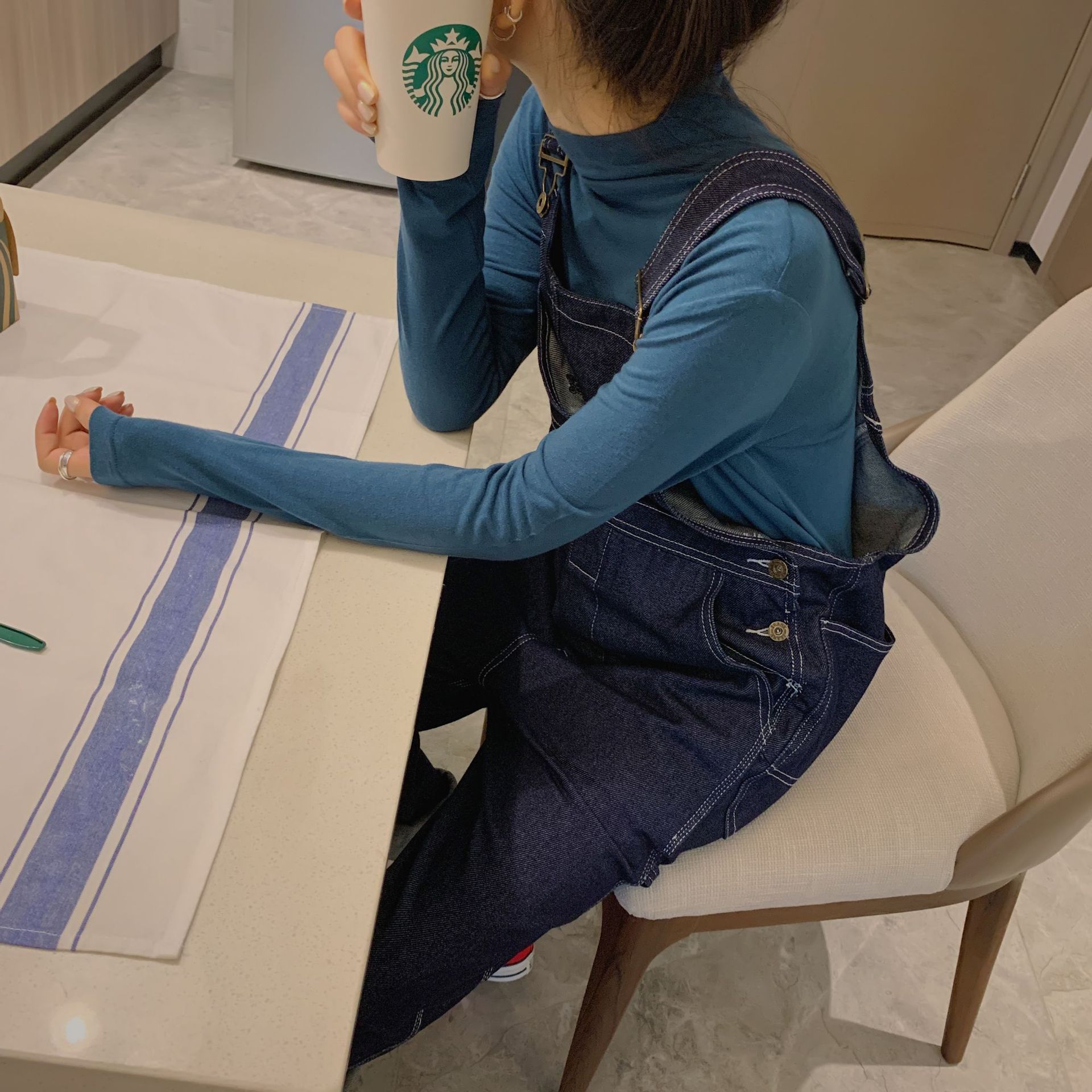 AMOMI nuevo algodón estilo coreano bottoming camisa manga larga suave básica cuello redondo suave camiseta superior