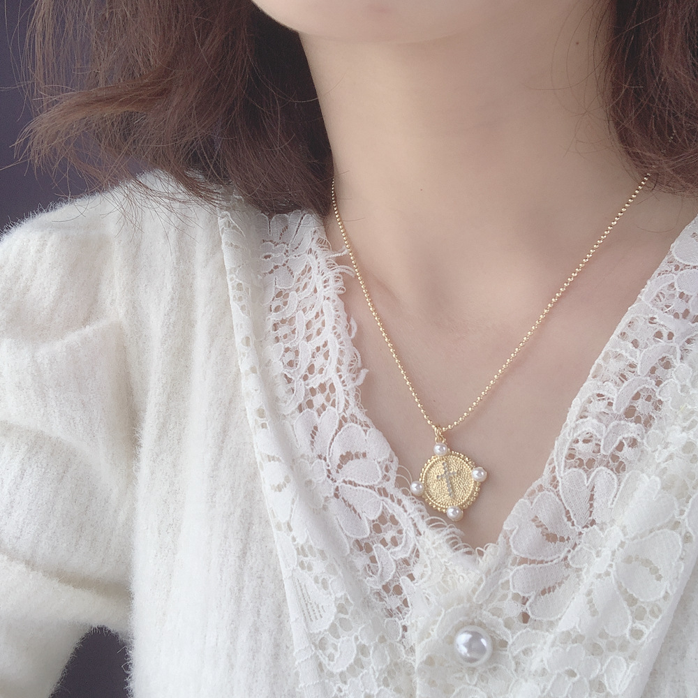 Fashion Cross Oval Copper Inlay Artificial Pearls Rhinestones Necklace 1 Piece