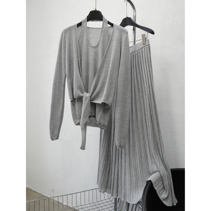 Halter Neck Casual Faux Two-Piece High-End Women's Tencel Spring and Autumn Long-Sleeve Designer Waist-Tie Knit Top Women's Clothing