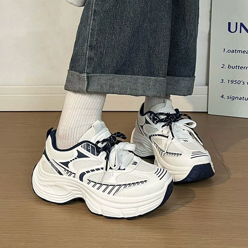 Синие женские кроссовки на толстой подошве, новинка осени 2025 года, сетчатые, дышащие, супермягкие, спортивные, универсальные, износостойкие, повседневные.