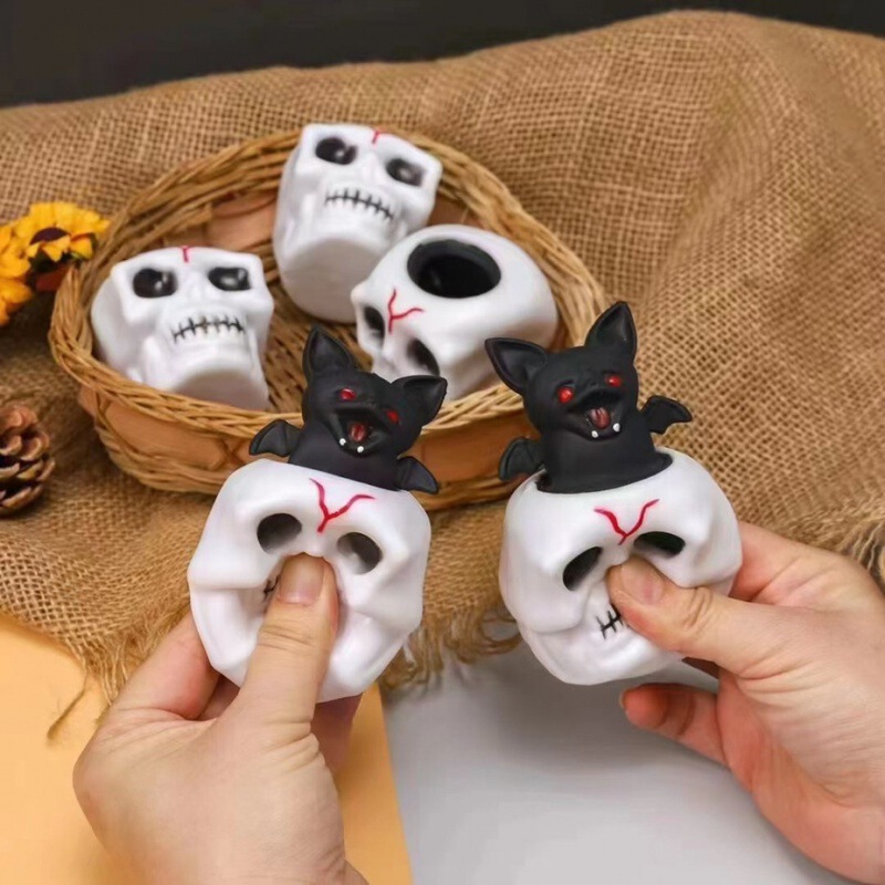 Halloween skull bat squeeze cup pumpkin Cup decompression vent pinch music trick ghost head decompression toy