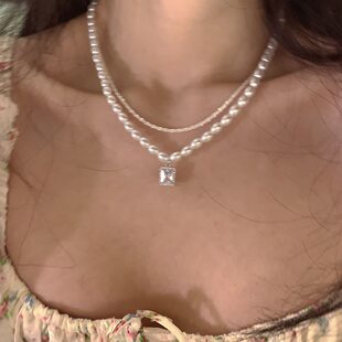 Gentle retro style pearl necklace ins light luxury niche sparkling clavicle chain two piece set internet celebrity accessories for women