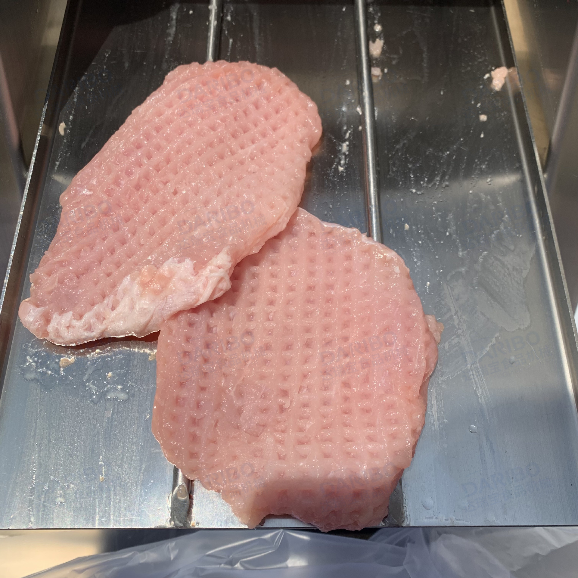 *台式全自动猪大排鸡胸肉断筋碾压机牛肉牛排断筋膜纤维嫩化设备