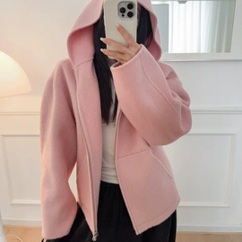 女式羊毛衫;女式毛呢外套;女式针织衫