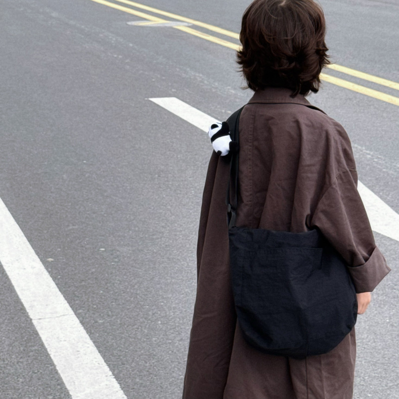 Bolsa de hombro coreana para niños y niñas simple de color sólido de gran capacidad bolso de mochila para niños nuevo tipo de bolso de comercio exterior transfronterizo para niños
