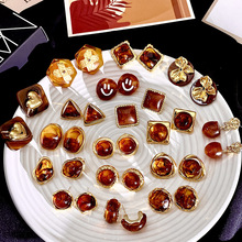 ��������ɫ������h2024�¿����L���Ů����ɫ�p�ݸ߼��ж��