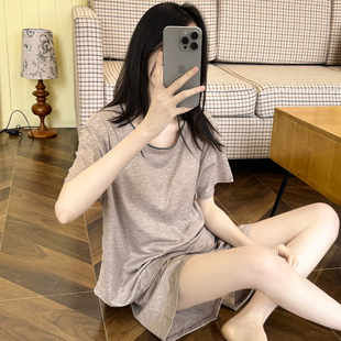 �nϵ���sĪ����˯��Ů�ļ�6���؉|һ�w������⴩���b�Ҿӷ�