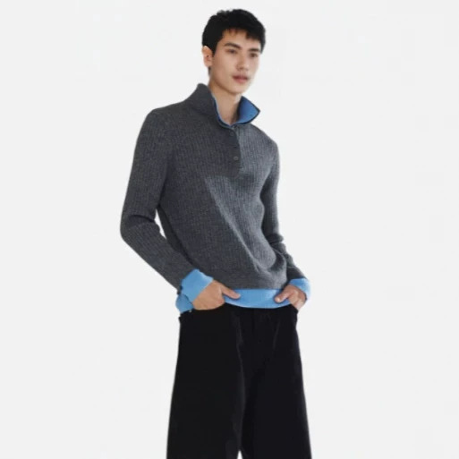 Black collared knit sweater for men and women, 2026 new autumn collection, a stunning autumn outfit, perfect as an inner layer or base layer