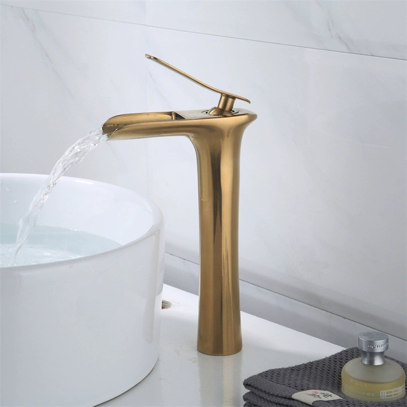 All-copper white and gold antique waterfall basin, cold and hot water faucet, retro bathroom basin, sitting single-hole mixed water Item Picture