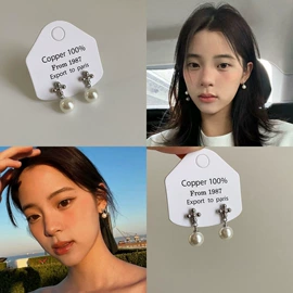 耳钉;耳环;项链