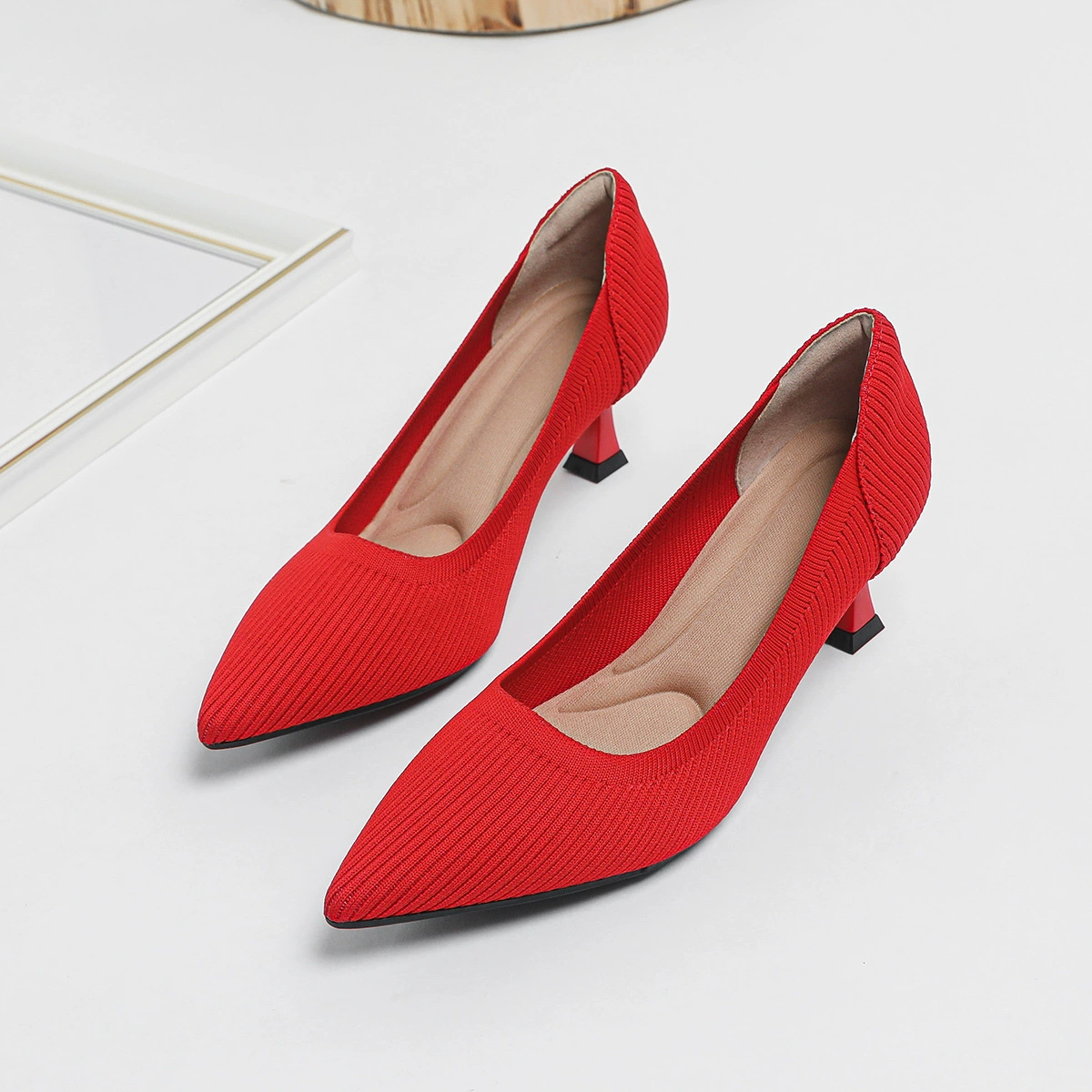 Туфли-лодочки на pointed toe для женщин, дышащая текстильная верхняя часть, EU 35–43, элегантный каблук-кошечка