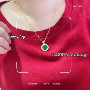 Fubei Diamond Jewelry 18K Gold Inlaid with Natural Jade and Mother-Of-Pearl 2-in-1 Pendant, Novel Design Jewelry