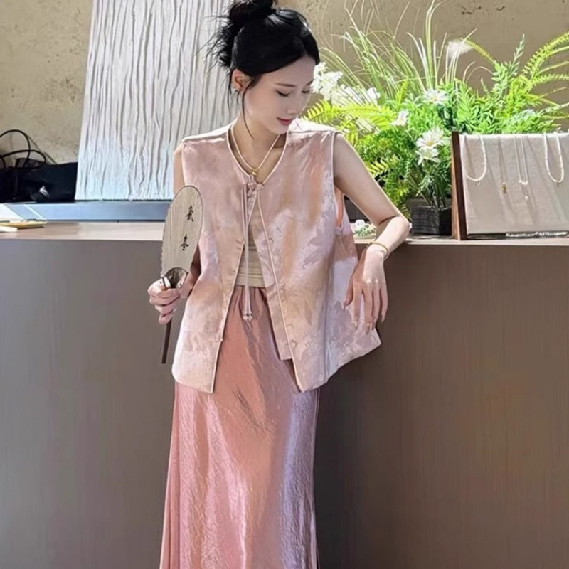 2025年夏服、ユニークで美しい新しい中国風ピンクジャカードベストとスカートの2点セット|undefined
