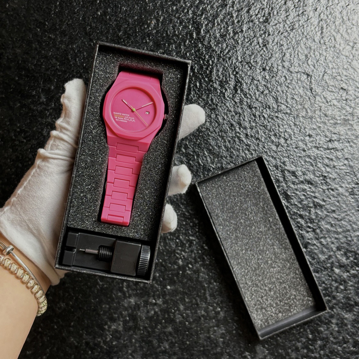 1158-10 domestic movement battery double snap button