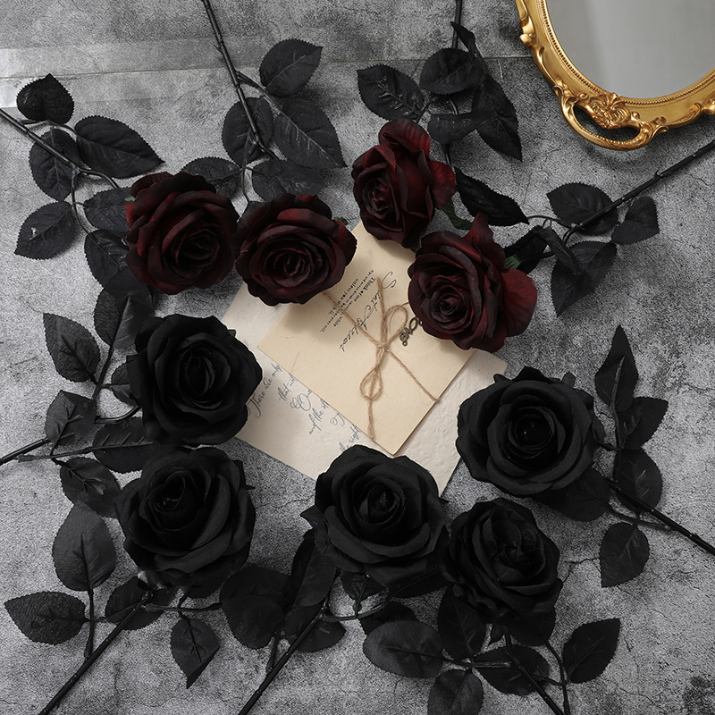Simulated Black Rose Fake Flower Halloween Shooting Decorative Bouquet Props Gothic Series Black and Red Rose Silk Cloth