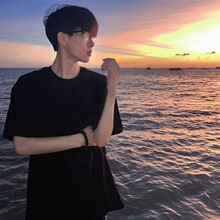 纯棉短袖T恤男士纯色宽松日常复古利落时尚半袖圆领简约版百搭款