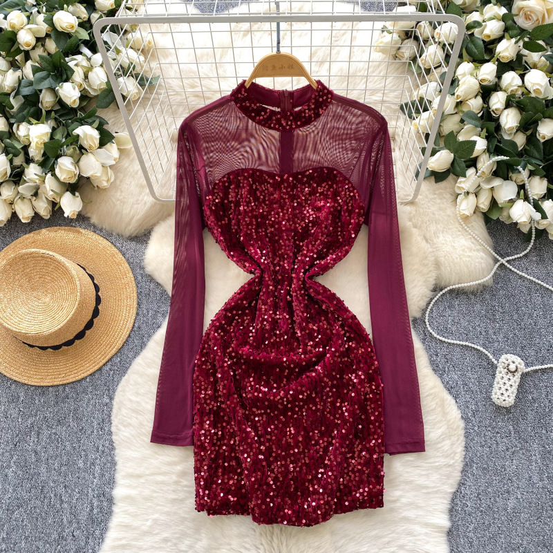 Light Luxury Diamond-Encrusted Rhombus Knitted Dress, Feminine Round Neck, Slim Fit, Short Elastic Wrap Skirt, Sleeveless Vest Dress