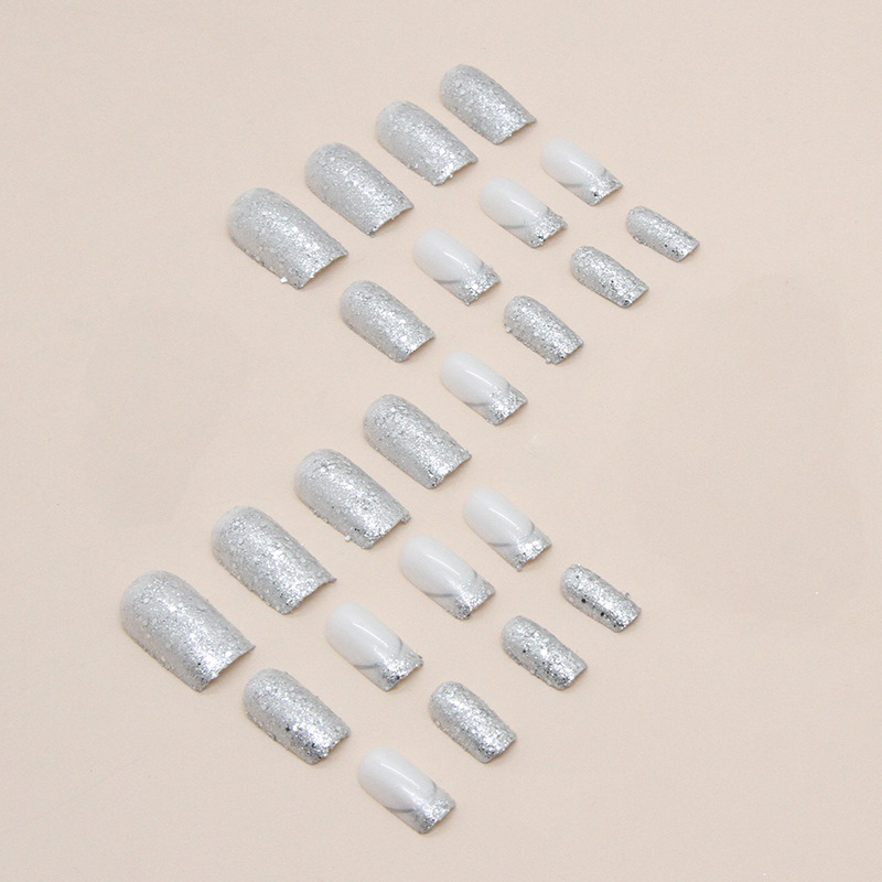Medellängd europeiskt explosivt silverpulver Franskt konstmode Instagram-stil iögonfallande falska nagelprodukt_voghion.com