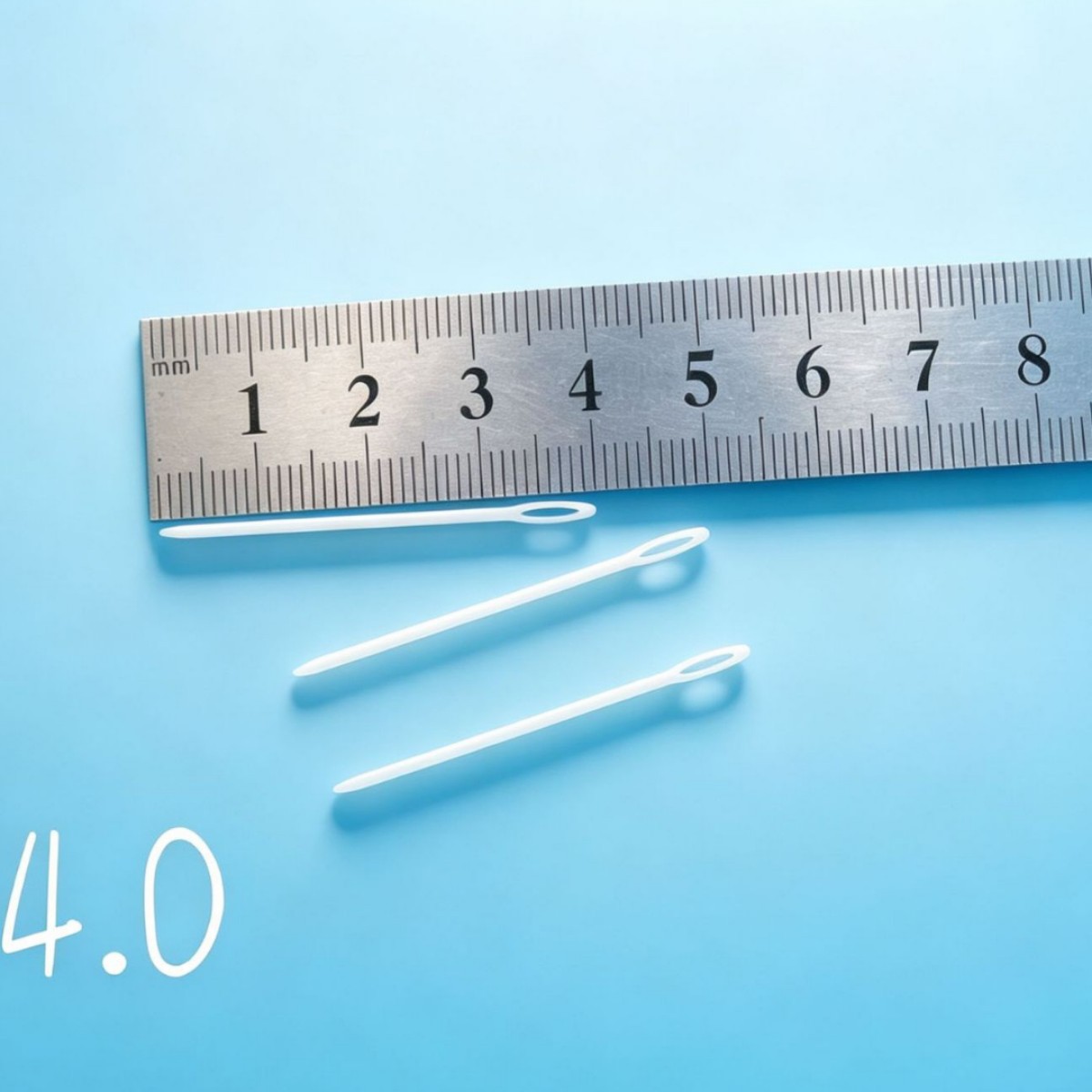 Fine plastic needle BN4.0
