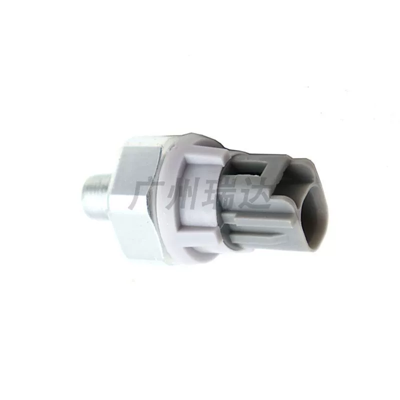83530-28020 для Toyota датчик аварийного давления масла 83530-0E010