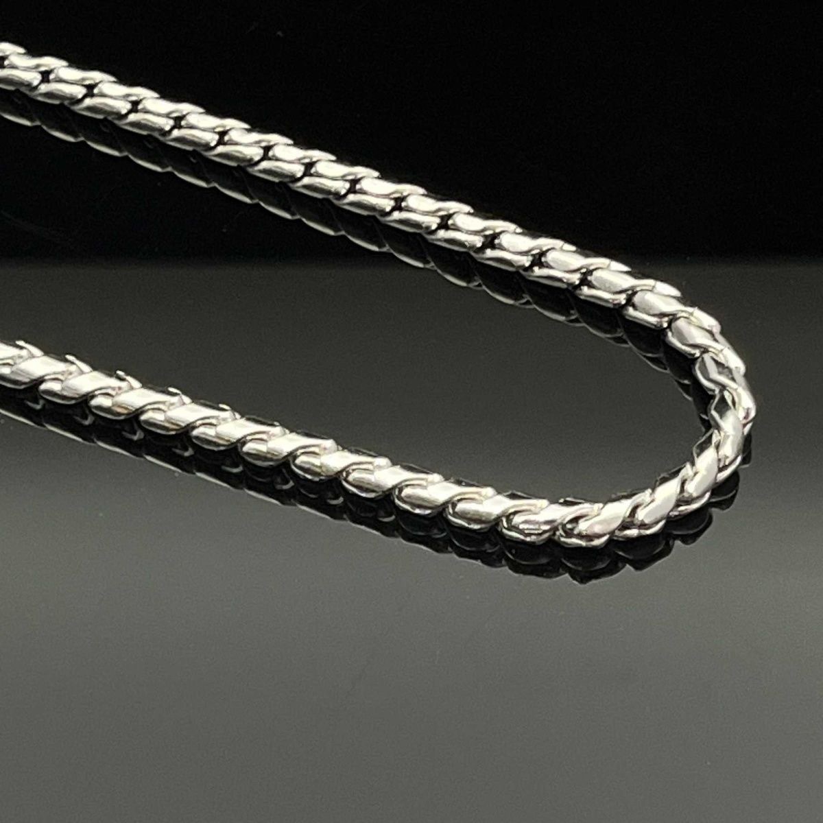 Titanstahl-Herrenkette mit Twist-Drachenknochen-Design