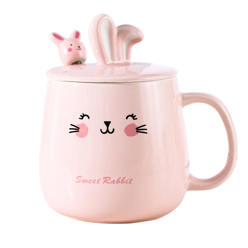 Taza de marca creativa de dibujos animados conejo con tapa taza de cerámica de alta capacidad de taza de agua potable estudiantes de agua al por mayor
