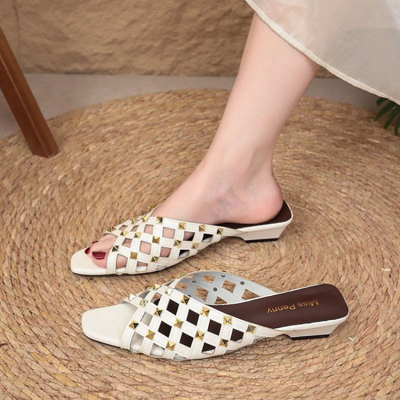 European and American Style Square-Toe Hollow-Out Studded Low-Heeled Sandals for Women, Comfortable and Non-Slip, Casual Versatile Commuter Beach Shoes for Women European and American Style Square-Toe Hollow-Out Studded Low-Heeled Sandals for Women, Comfortable and Non-Slip, Casual Versatile Commuter Beach Shoes for Women