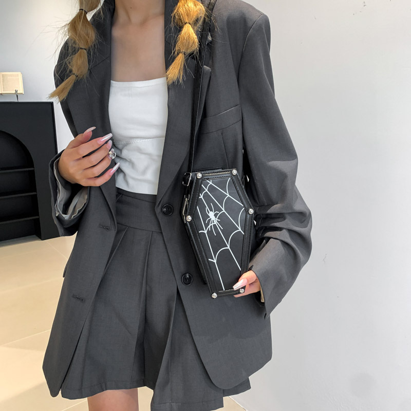 450g Weight Pu Leather Lining Material Sewing Thread Fashion Element Zipper Closure Type Single Shoulder Strap Strap Type Shoulder Bag, Crossbody Bag Bags Type Casual, Daily Occasion Pu Leather Material Halloween Festival Spider Web, Skull Pattern All Seasons Season Women's Gender Basic Style Square Shape Small Size Halloween Women's Small Pu Leather Spider Web Skull Basic Sewing Thread Zipper Shoulder Bag Crossbody Bag 13
