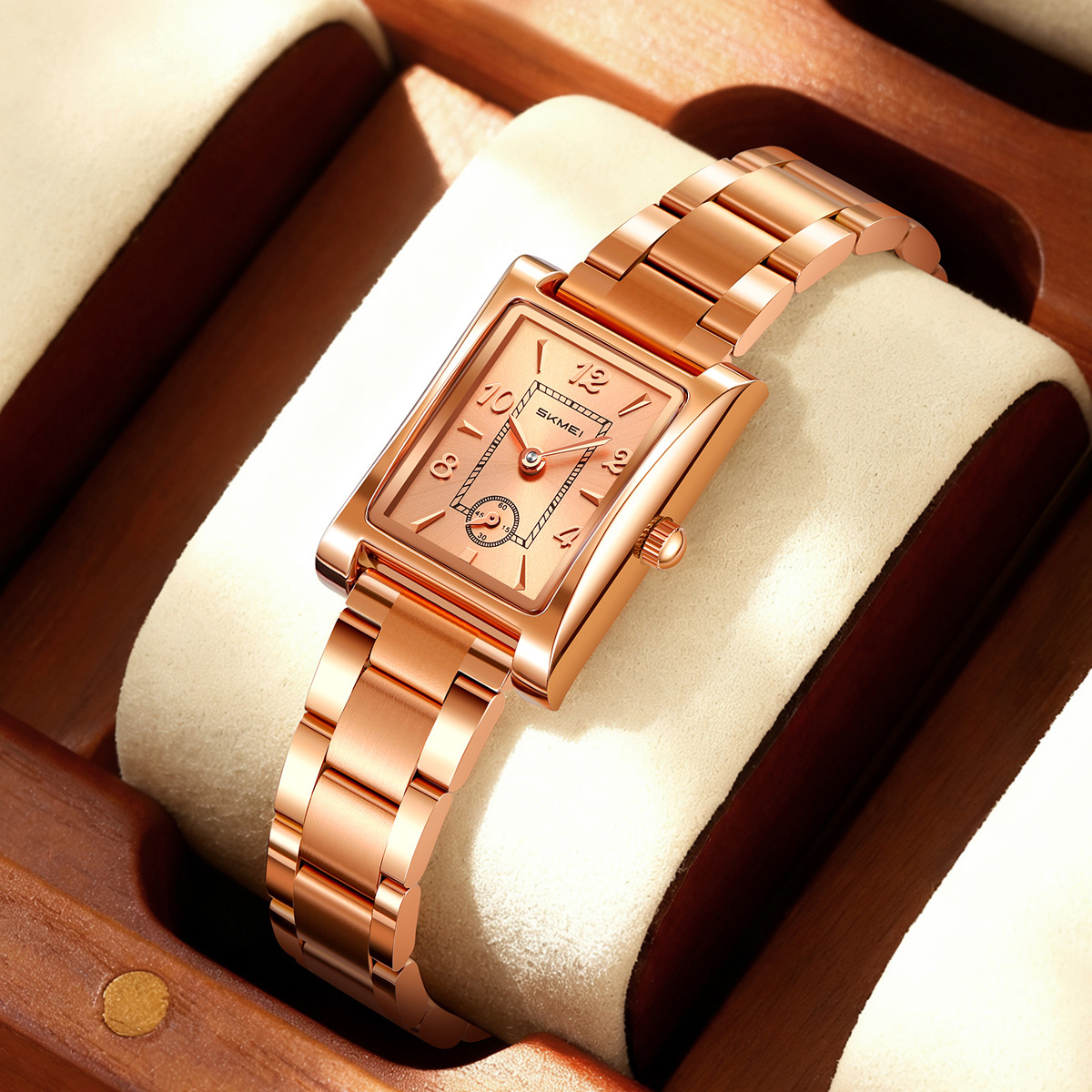 Momento de belleza relojes de pulsera retrógrados cuadrados de acero impermeable relojes de cuarzo comercio exterior al por mayor regalos personalizados fábrica de fuente