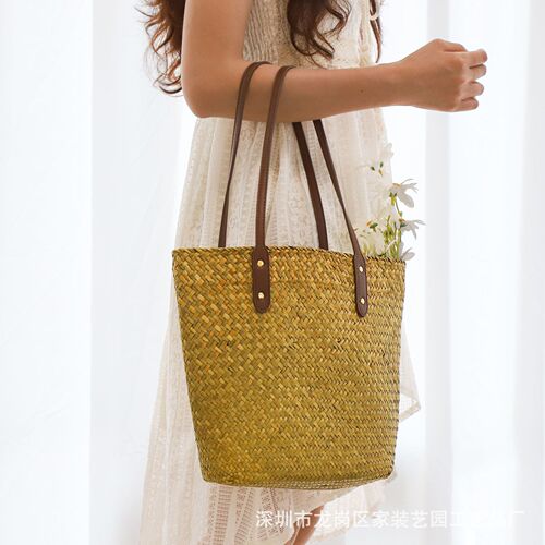French-style grass woven bag, beach versatile shoulder bag, woven fashion for women students, outdoor sand bag, retro woven
