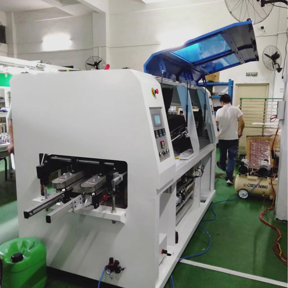 深圳波峰焊机厂家现货供应 省锡无铅波峰焊机 300中型波峰焊锡机