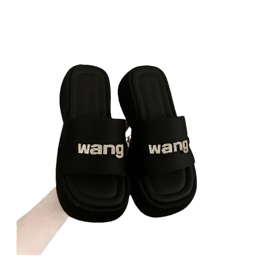 Pantuflas de plataforma de plataforma de lentejuelas negras, zapatos de mujer, 2025 nuevo estilo, sandalias de vacaciones junto al mar de verano, sandalias