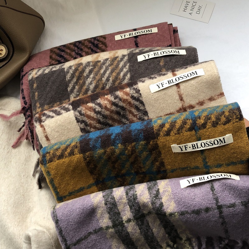 Women's Cashmere Scarf In Retro Blue Thousand Bird Grid Pattern_voghion.com