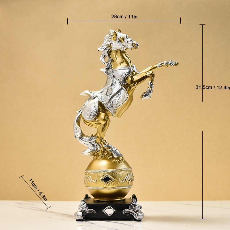 人気の馬の像、軽くて豪華な家の装飾品、リビングルームのエントランスホールのテレビキャビネットの装飾、幸運の馬年工芸品