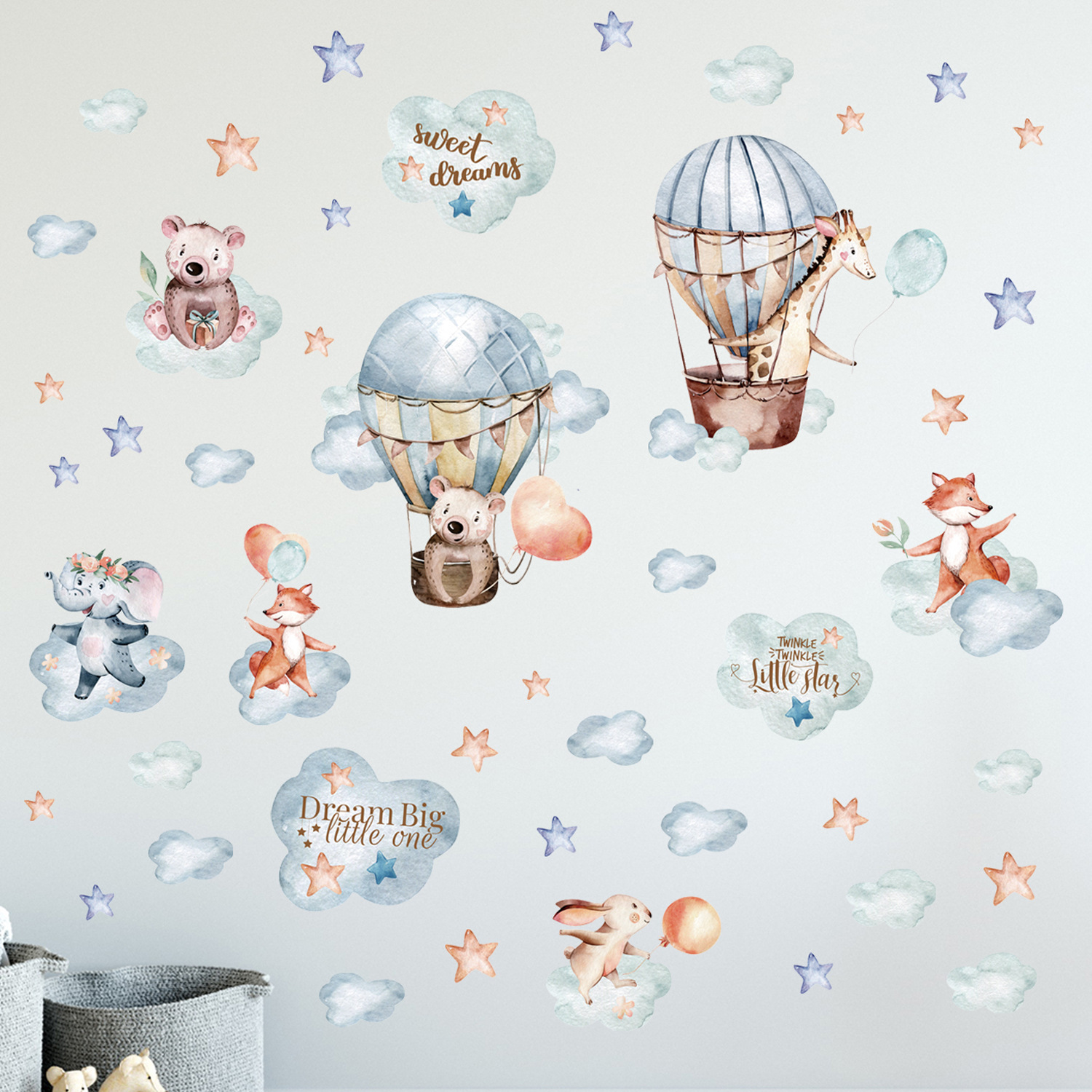 大梦想蓝色水彩月亮热气球星星卡通动物家居儿童房背景装饰贴画